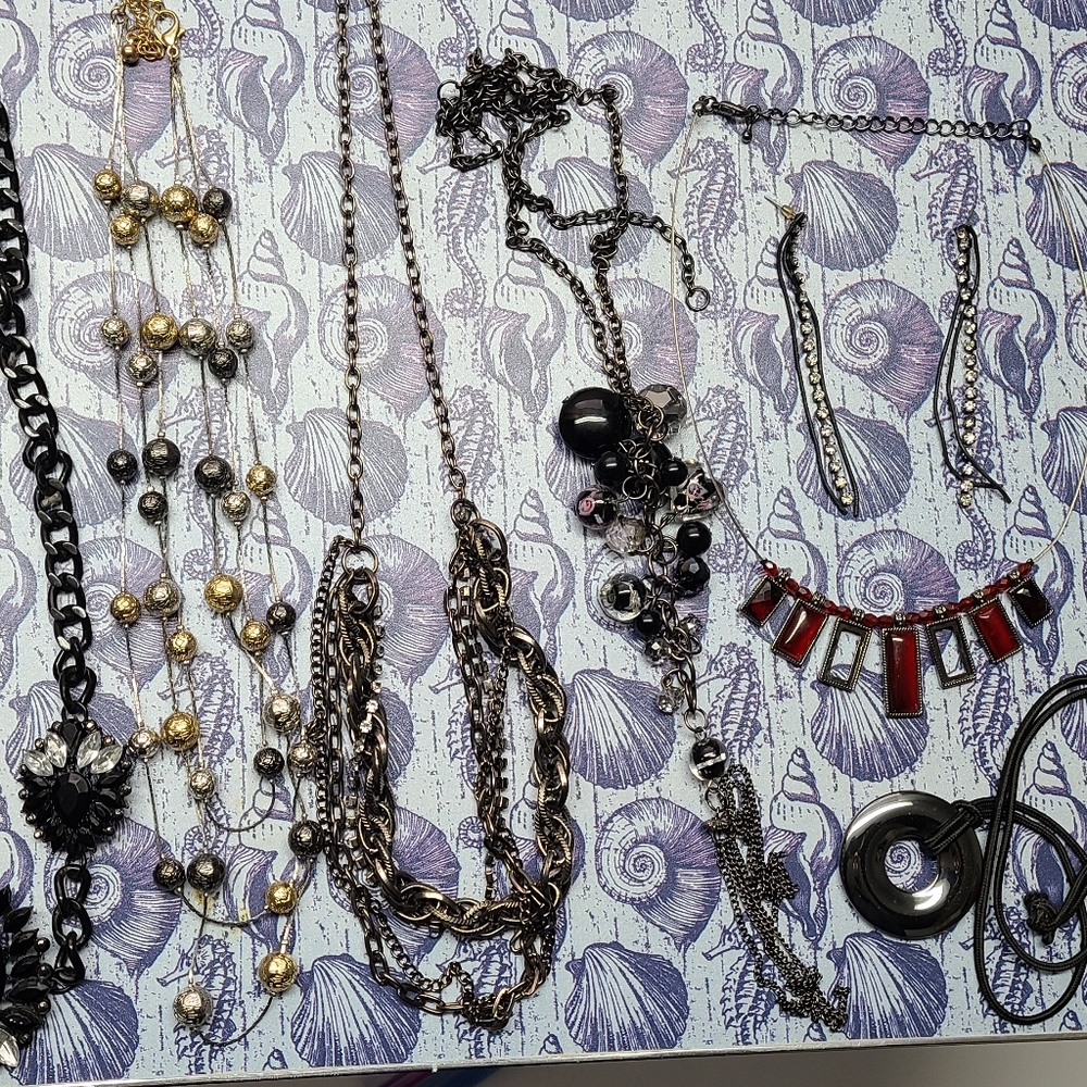 Gunmetal Necklace Set